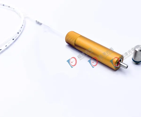 Fibra a emissione radiale
